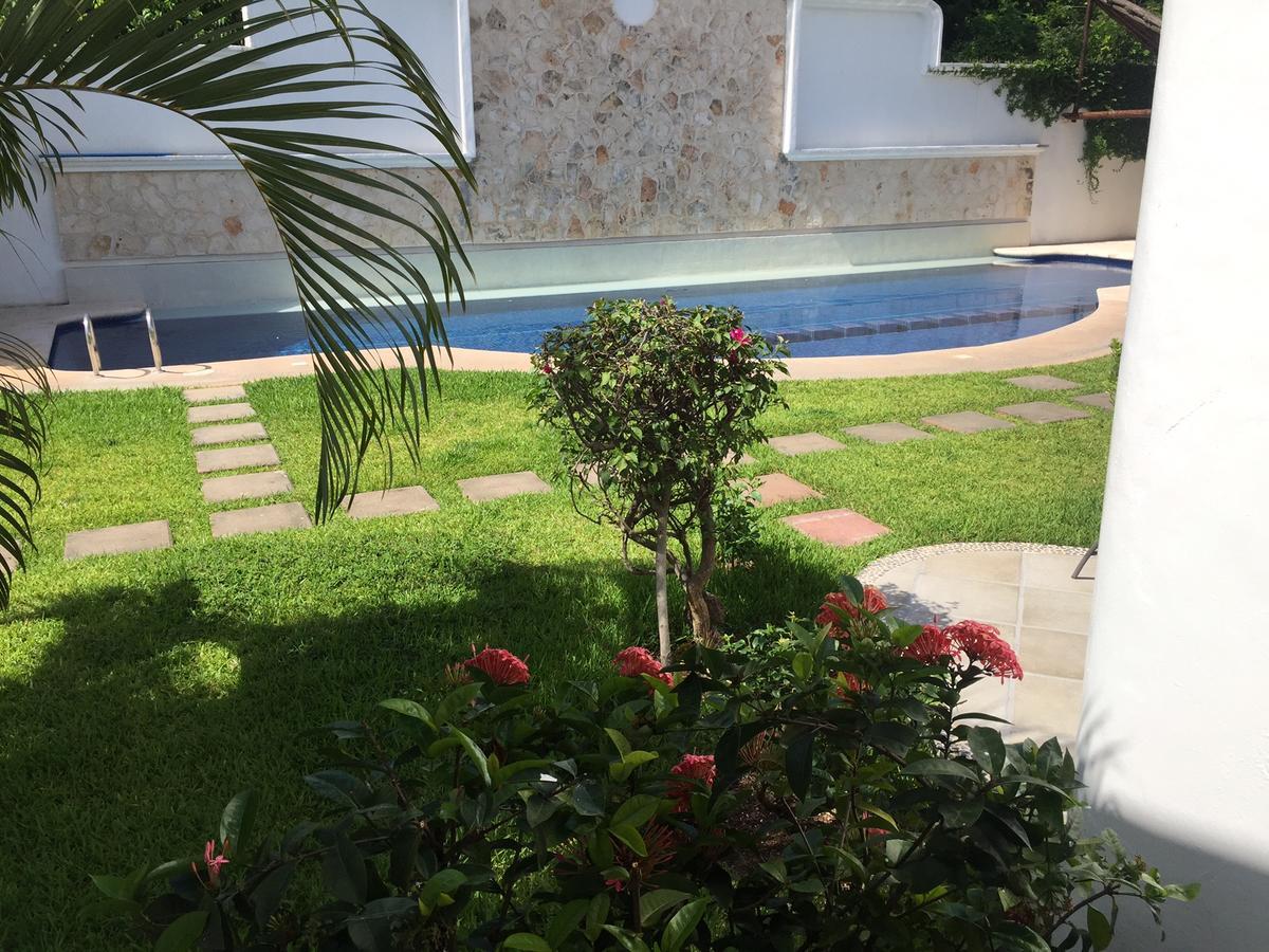Casa Pili Bed & Breakfast Playa del Carmen Exterior photo