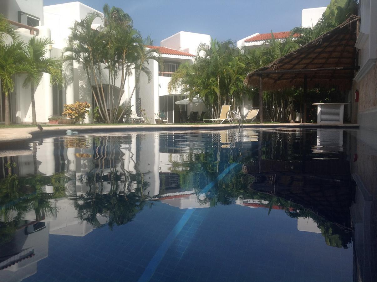 Casa Pili Bed & Breakfast Playa del Carmen Exterior photo